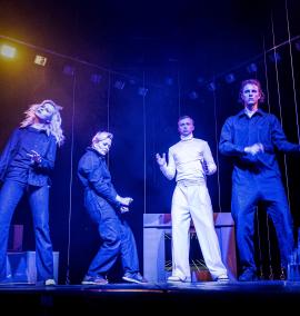 Režiserius Naubertas Jasinskas │„bowel“ –...